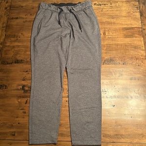 Lululemon high Rise 3/4 pant grey